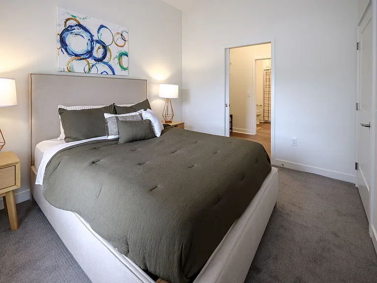 Rivers Edge Apartments — Photo 21