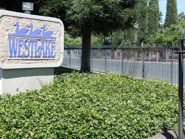 1681 Pyrenees Ave APT 86, Stockton, CA 95210