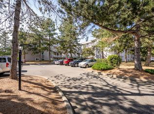 175 Centennial Dr #409, Courtenay, BC V9N 7M4