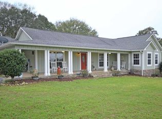 5405 Moonlight Dr, Milton, FL 32570