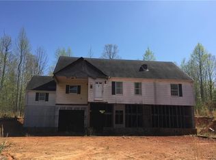 4320 Autumn Olive Ln, Haw River, NC 27258