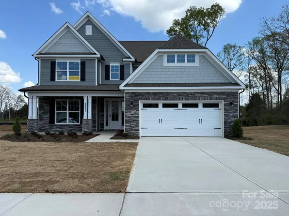 3221 McHarney Dr #31, Harrisburg, NC 28075