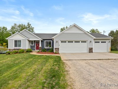 581 Cumings Ct NW, Sparta, MI, 49345