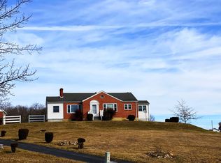 126 Glover Cir, Staunton, VA 24401