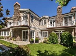 2323 Mandeville Canyon Rd, Los Angeles, CA 90049