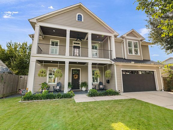 2nd image of 1705 Chippendale Rd