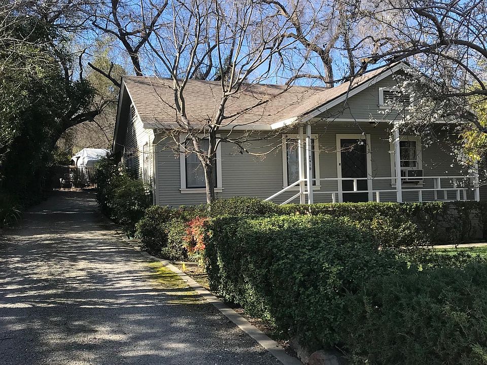 Front of house - front porch and yard facing BV Ave