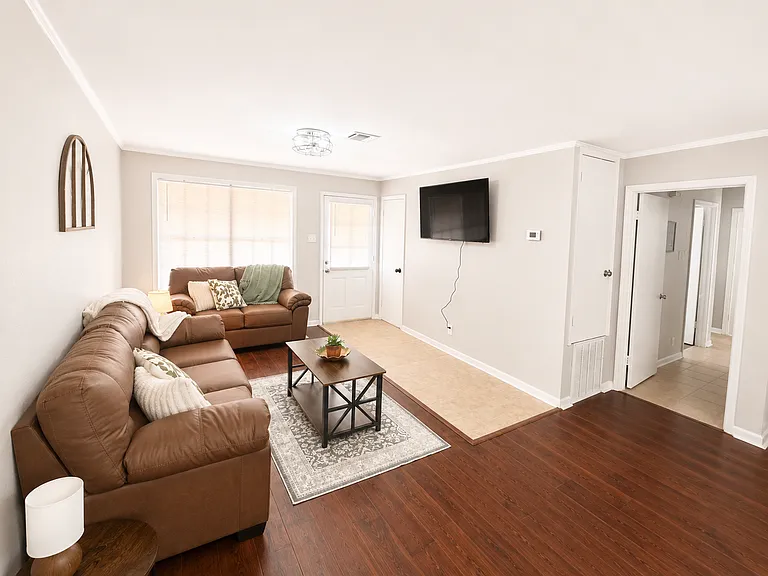 31 Azalea Dr — Photo 4