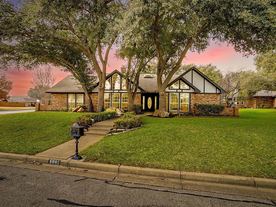 1st image of 5001 Surrey Ct