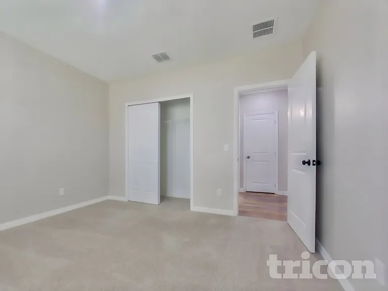 95 Prairie Falcon Dr — Photo 10