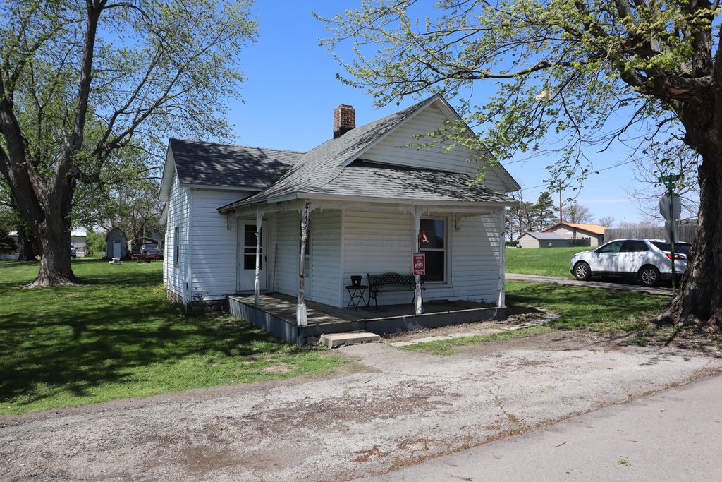 Real estate listing image