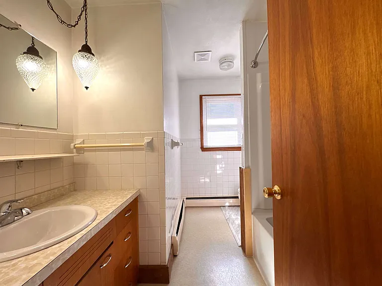 524 20th Ave — Photo 14