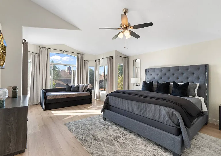 730 N Madrid Ln — Photo 30