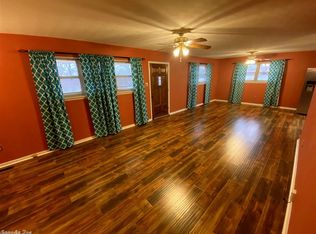 1009 W 55th St, N Little Rock, AR 72118
