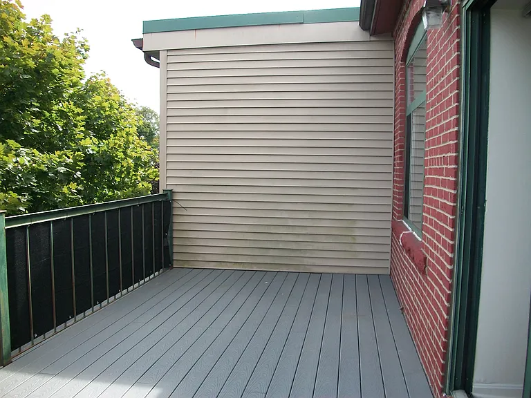 Tree-top deck