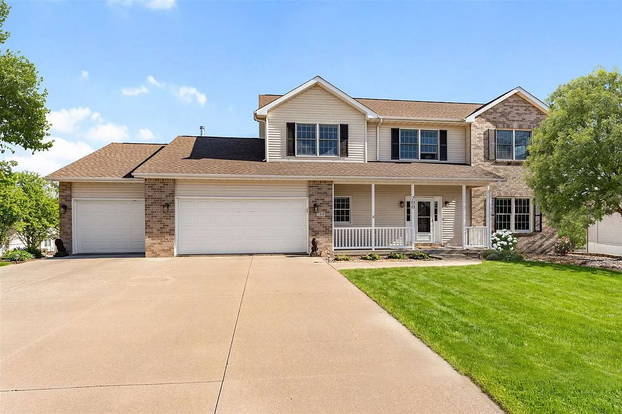 700 Creek View Ct photo 1