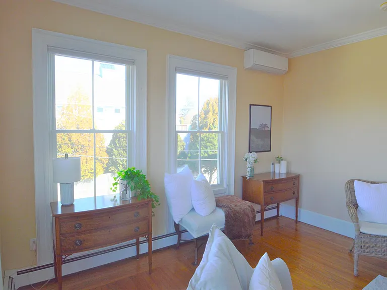 398 Wolcott Ave #4 — Photo 18