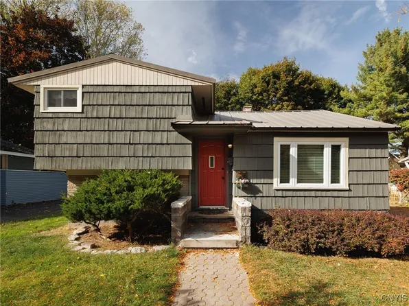 415 Thompson Blvd, Watertown, NY 13601