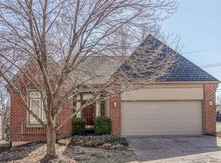 8823 W 142nd Ct, Overland Park, KS 66221