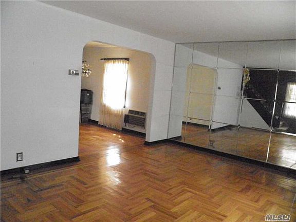 5th image of 8717 251st St
