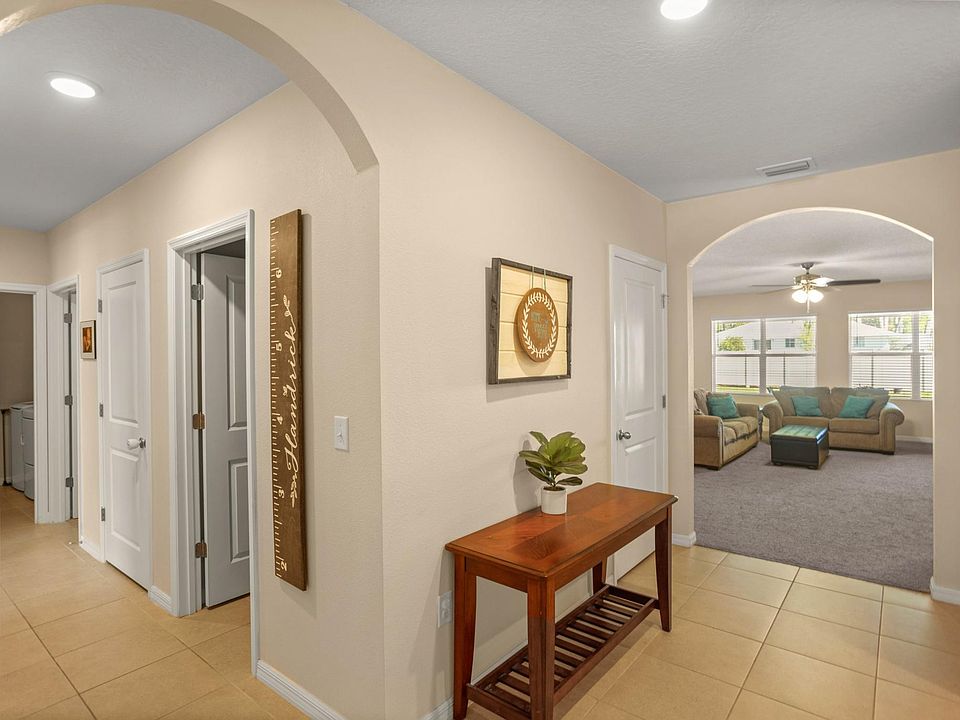 1st image of 5025 NE 15th Pl #1