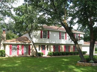 104 Butlers Ct, Conroe, TX 77385