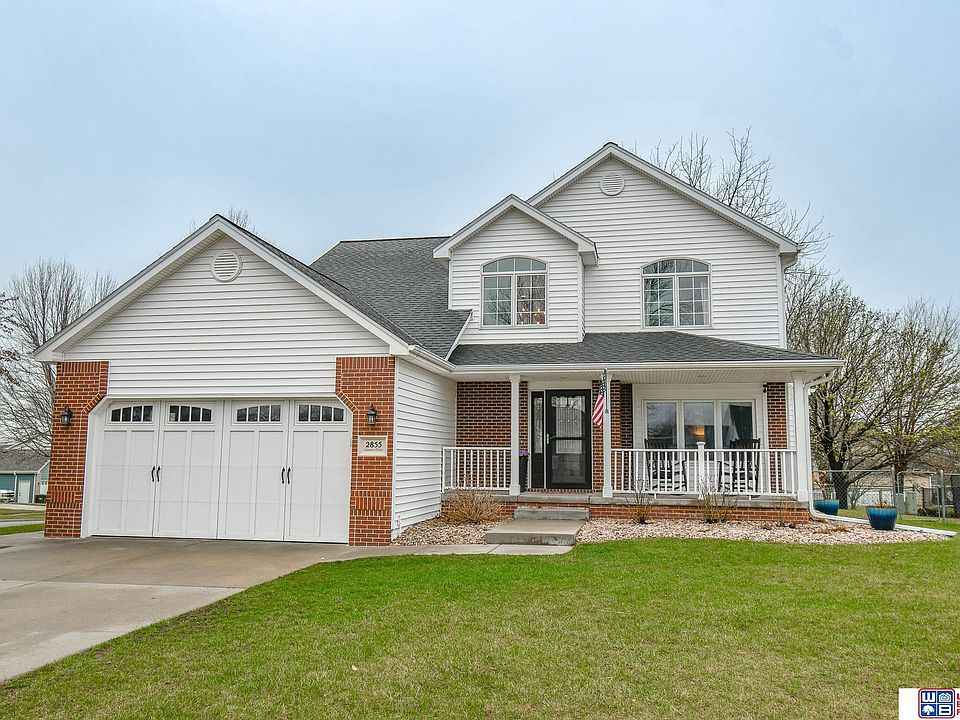 1st image of 2855 Lawson Dr