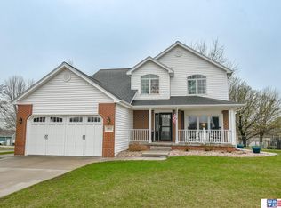 2855 Lawson Dr, Lincoln, NE 68516