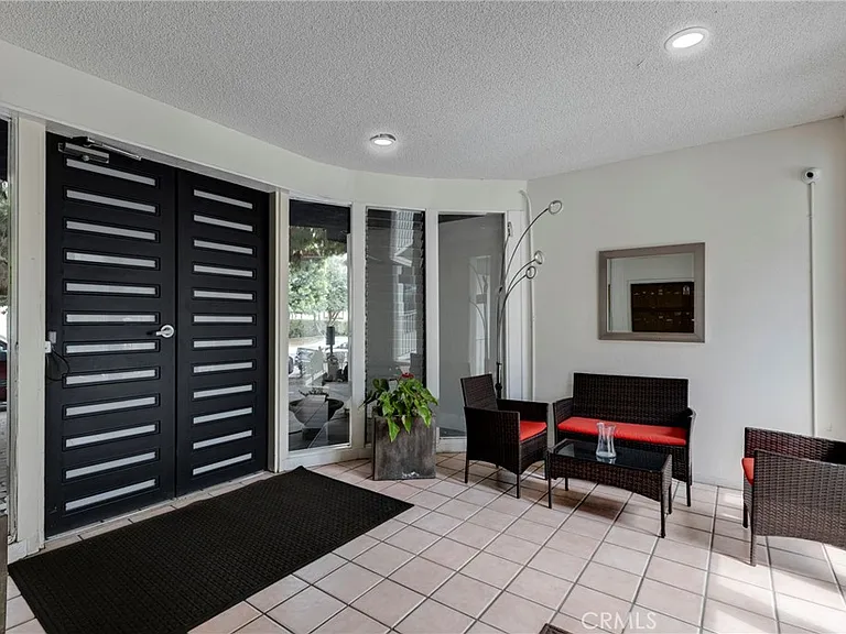 5142 Zelzah Ave #25 — Photo 20