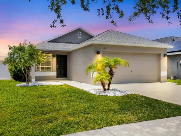 711 Brenton Leaf Dr, Ruskin, FL 33570