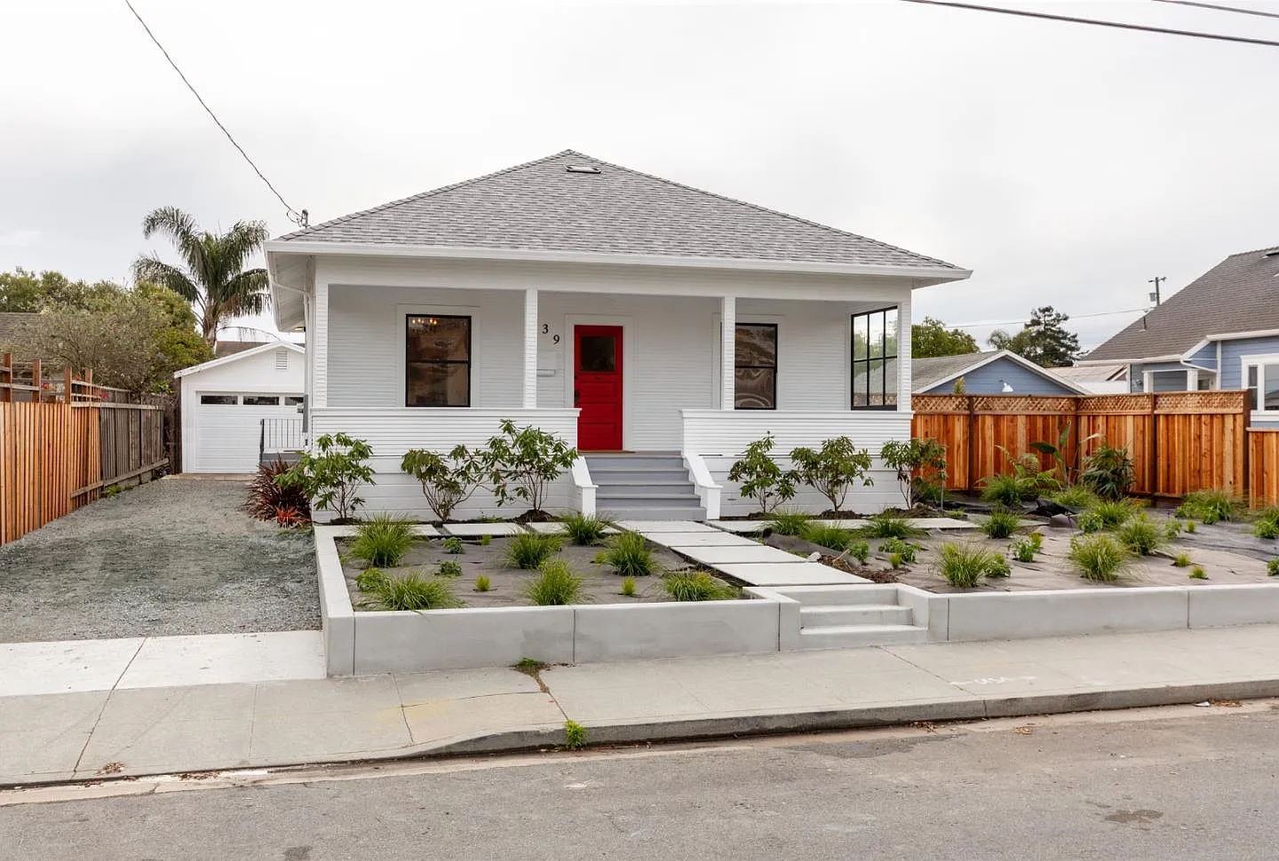 239 Younglove Ave photo 1