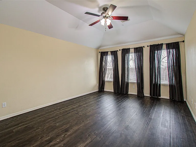 3730 Arundel Gardens Ln — Photo 40
