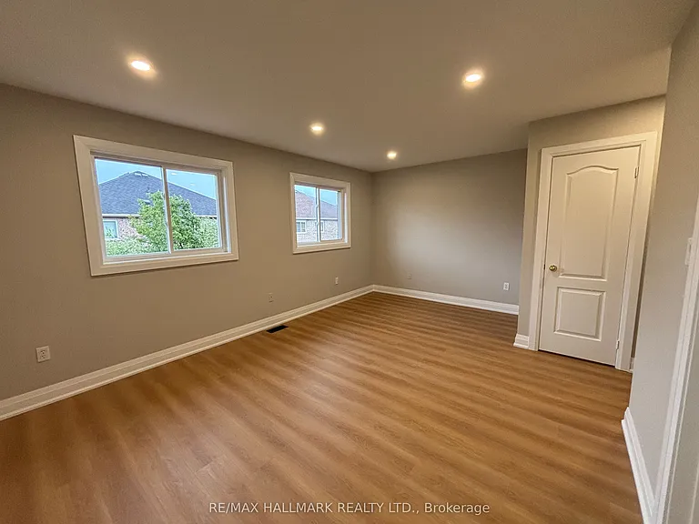 3234 Raindance Cres — Photo 19