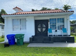 1836 NW 6th St, Miami, FL 33125