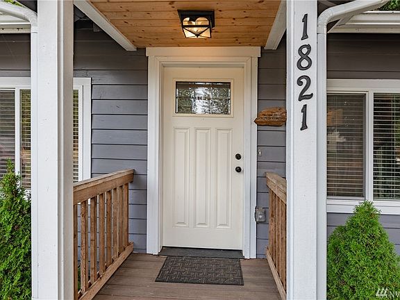 3rd image of 1821 13th Ave SE