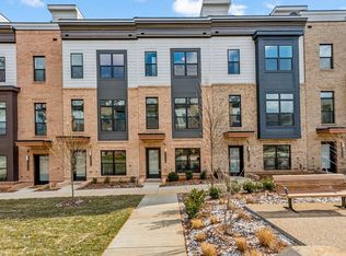 2116 Tysons Ridgeline Rd, Falls Church, VA 22043