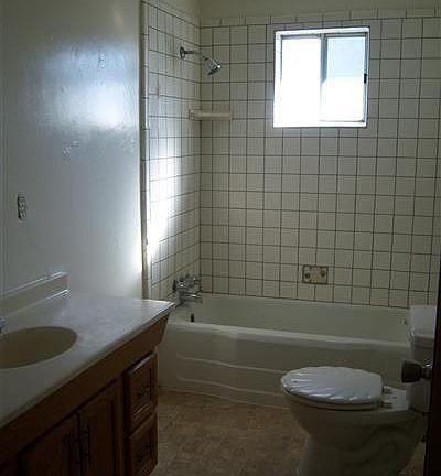 5th image of 221 El Vista Ave