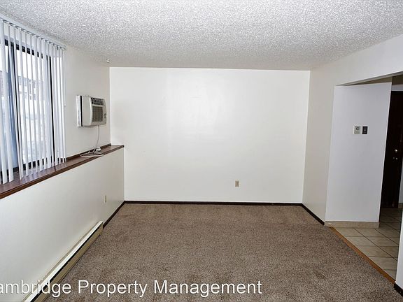 5th image of 2400 S 17th St #11582615