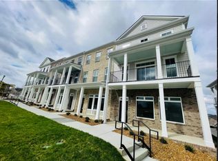 2400 Arden Village Dr #E, Columbia, TN 38401