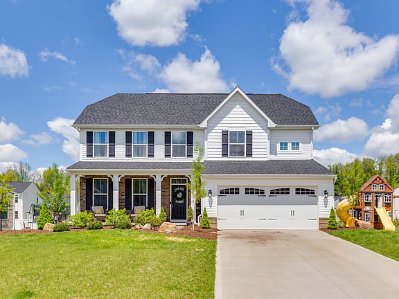 Located in Lakes of Green