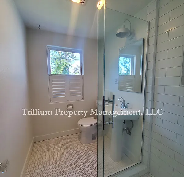 4835 N Willamette Blvd — Photo 11