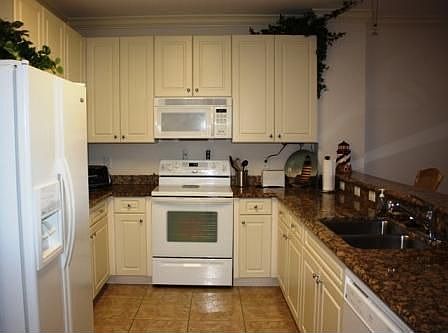 3rd image of 80 Surfview Dr APT 104