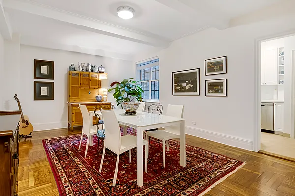 Rented by Compass | media 18