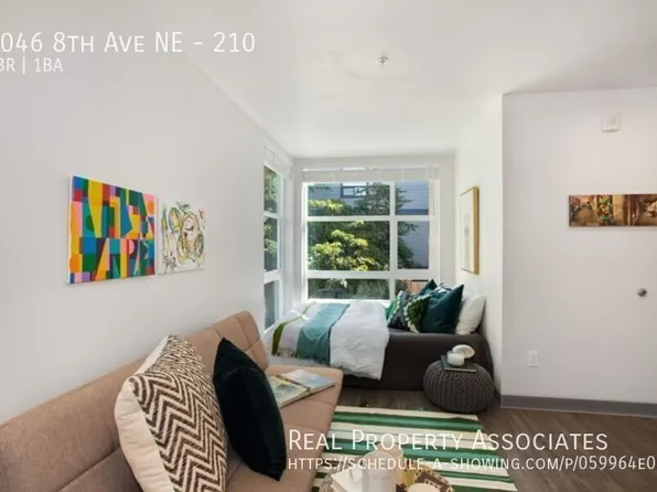 4046 8th Ave NE, Seattle, WA
