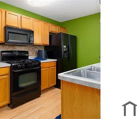 4 bed, 1820 sqft, $2,995 — Photo 4