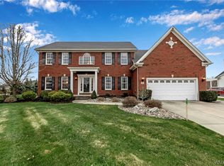 8205 Melissa Renee Ct, Williamsville, NY 14221