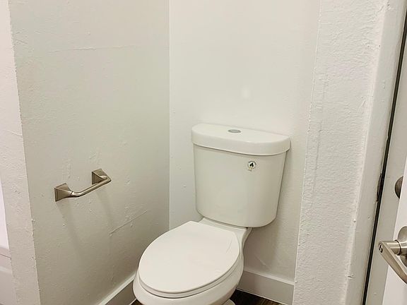 4th image of 1503 W Missouri Ave #31