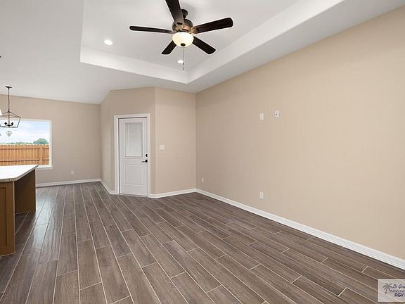 3rd image of 17984 Green Jay Dr