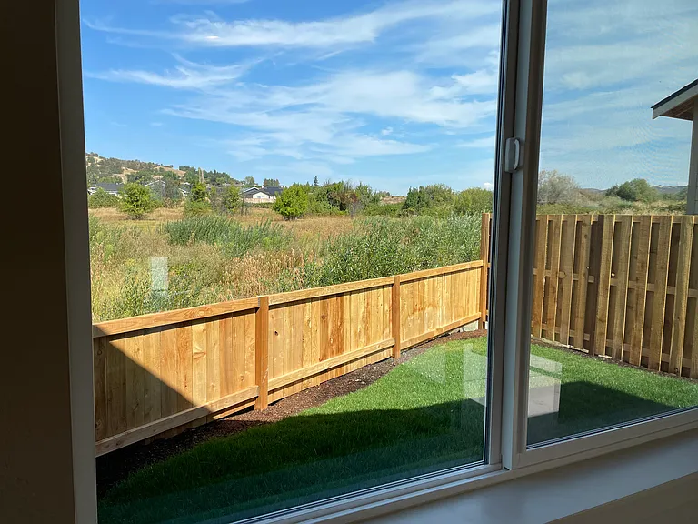 3319 Kingsbury Dr — Photo 9