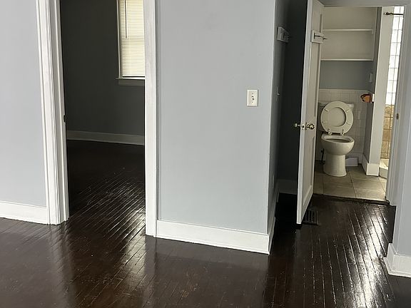 4th image of 1229 W North St #1